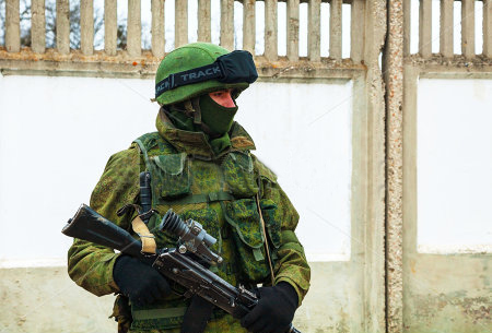 Russian military detained at Donetsk border crossing ~~