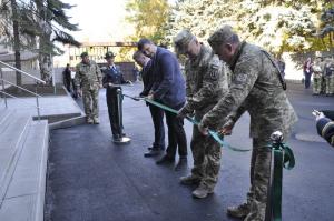 У Краматорську Петро Цигикал відкрив реконструйовану будівлю Донецько-Луганського регіонального управління